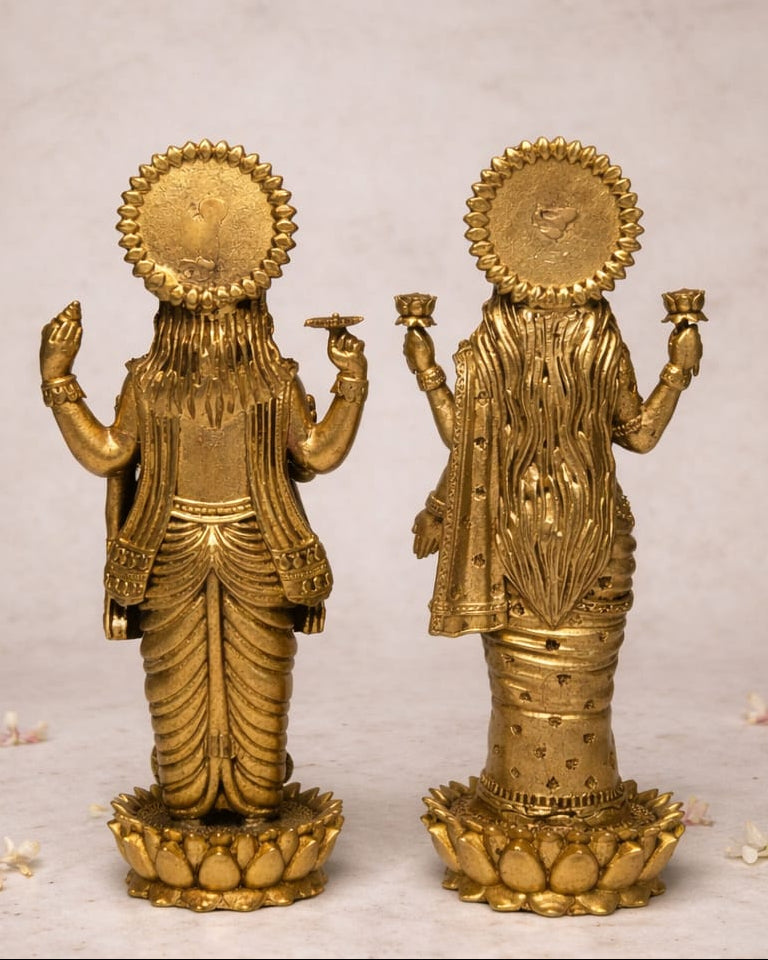 Antique Finish Lakshmi Narayan Brass Idol Pair Auspicious Home Temple Murti (Size: 11.5 cm height × 9 cm width)